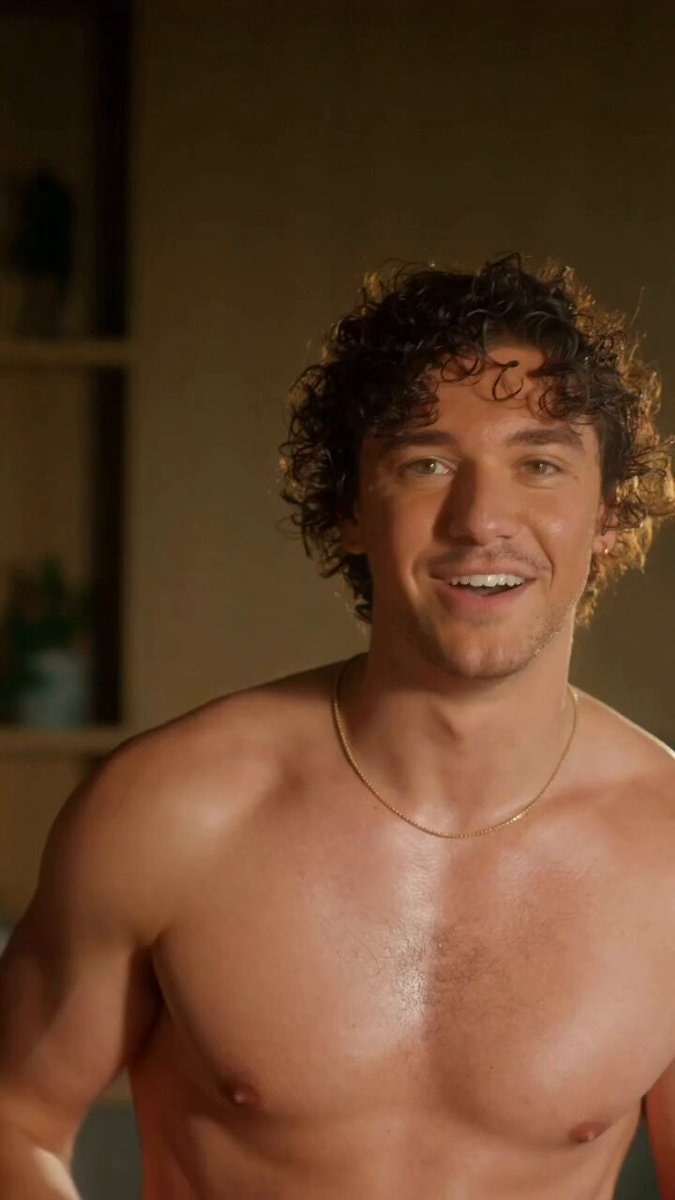 Belmont Cameli TRESemmé Bouncy Curls video Belmont Cameli TRESemmé Bouncy Curls video