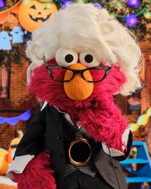 Elmo as Meryl Streep Halloween