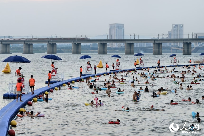 Qixing Bay Nanchang Jiangxi (photo 4 of 4)