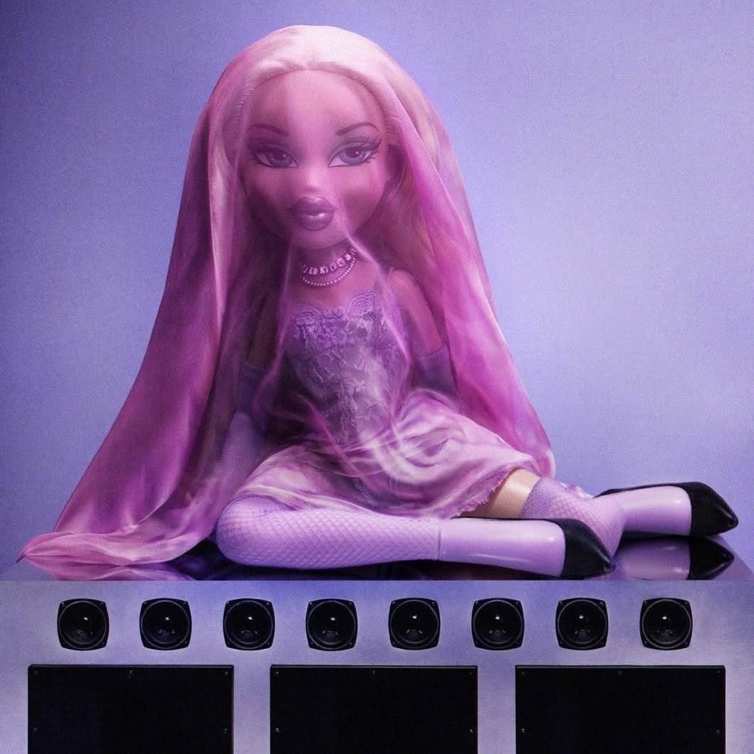 Bratz recreate Madonna CONFESSIONS II cover (photo 2 of 2)