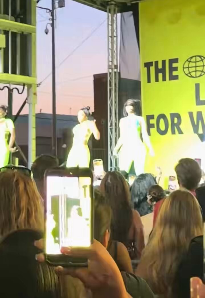 Cardi B Taki Taki live LA