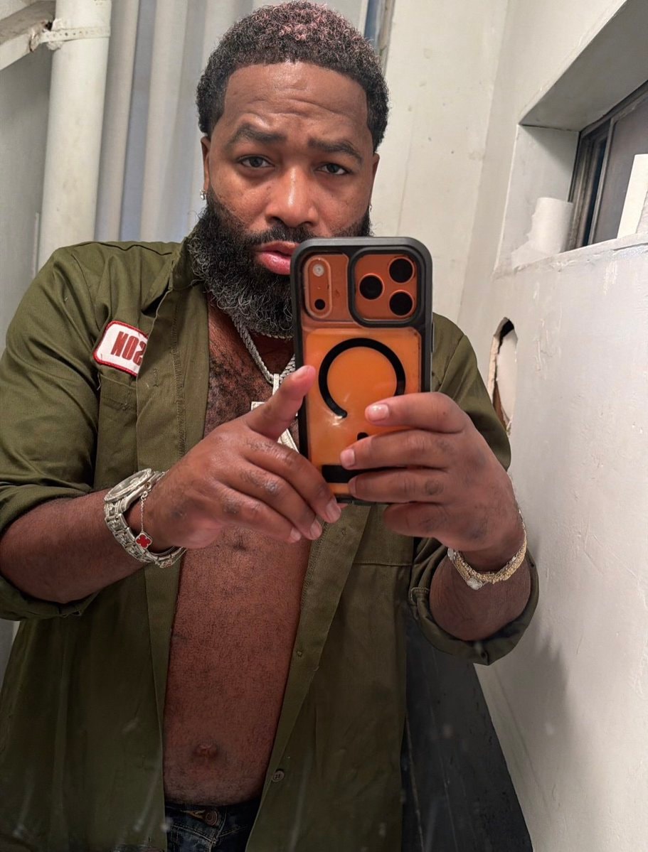 Adrien Broner gym progress (photo 2 of 2)