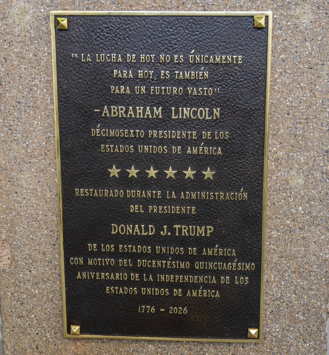 Abraham Lincoln Plaza reopens in Baruta, Caracas (photo 3 of 3)