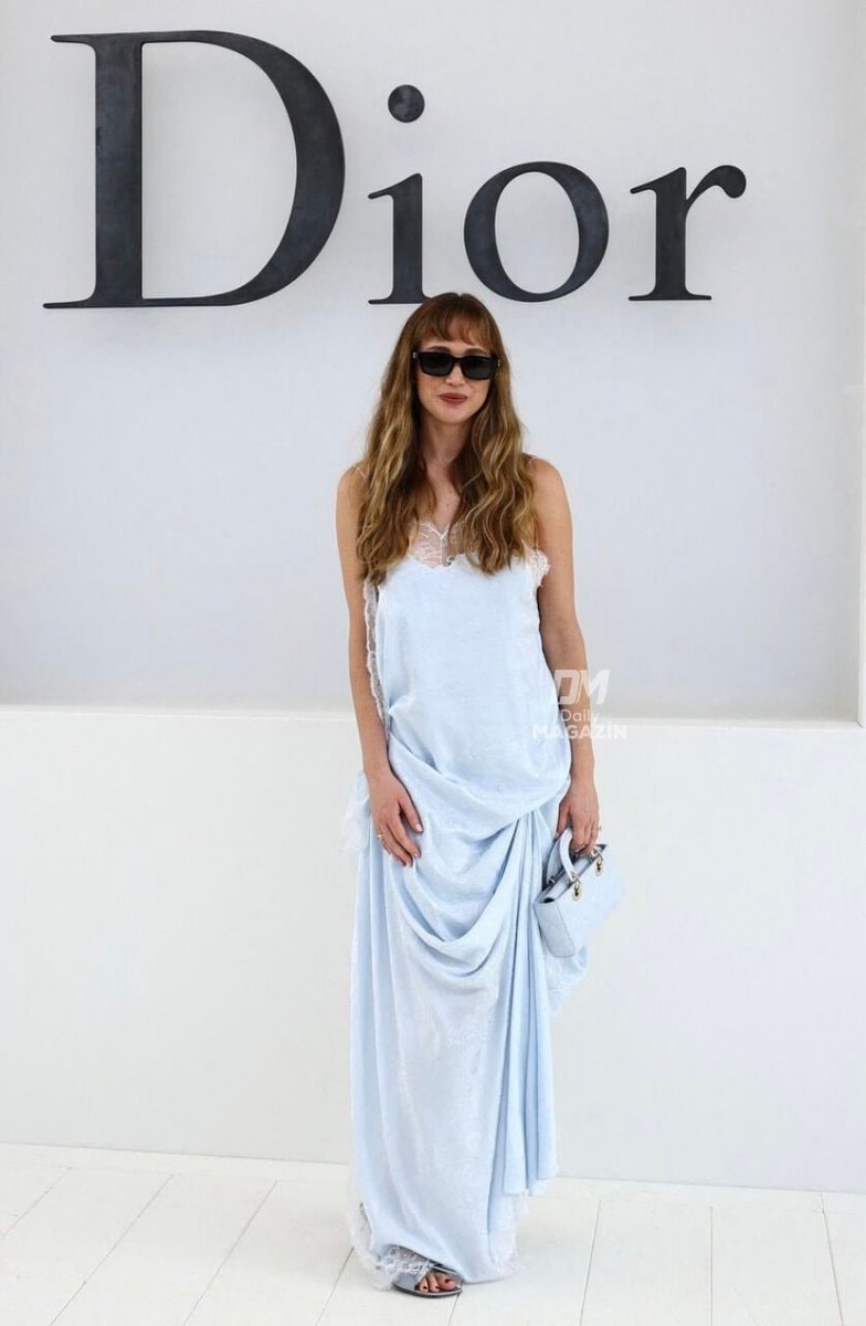 Jennifer Lawrence at Dior Spring/Summer 2027 (photo 2 of 2)