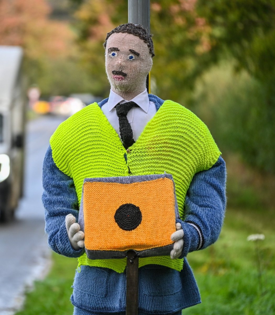 Knitted traffic wardens England (photo 2 of 2)