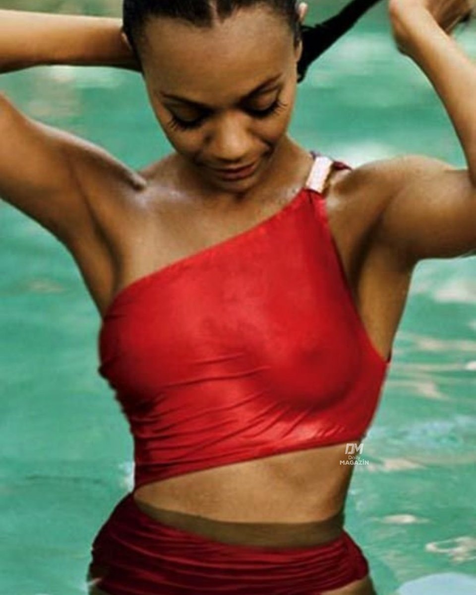 Zoe Saldaña red outfit