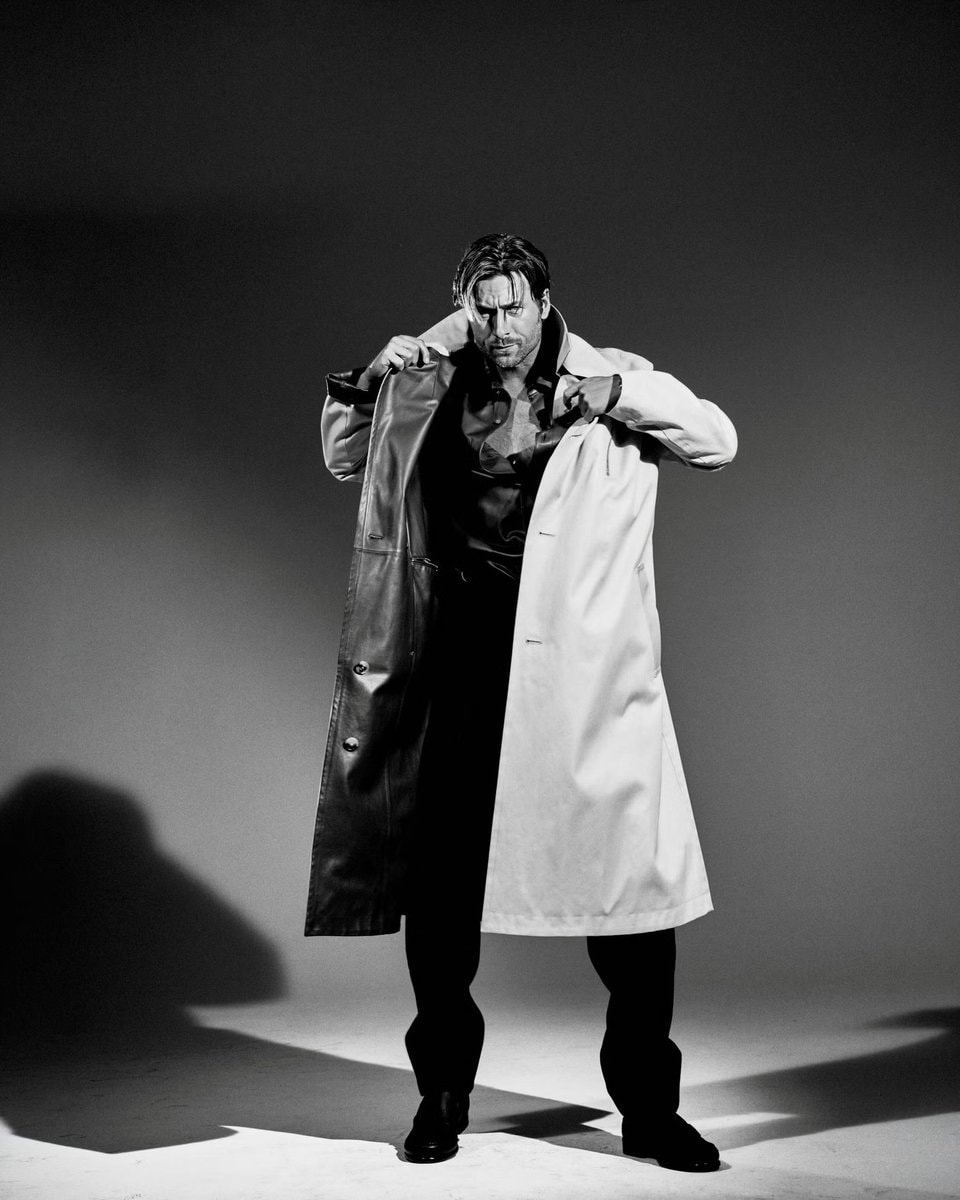 Glen Powell Esquire cover (photo 4 of 4)