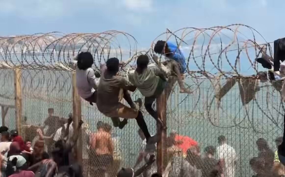 Pedro Sánchez immigration policy Spain 2026