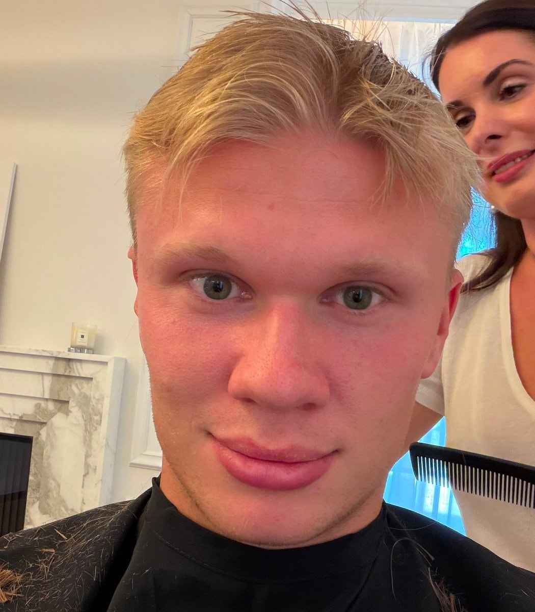 Erling Haaland haircut (photo 2 of 2)