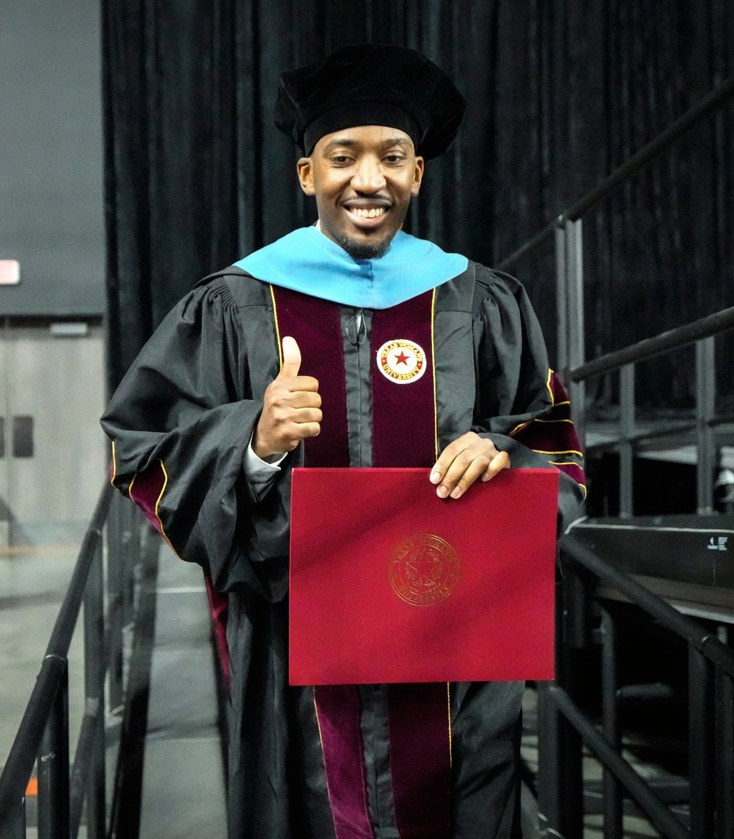 Daquan Minor occupational therapy doctorate (photo 2 of 2)