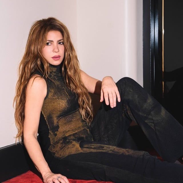 Shakira iTunes US peaks (photo 1 of 2)