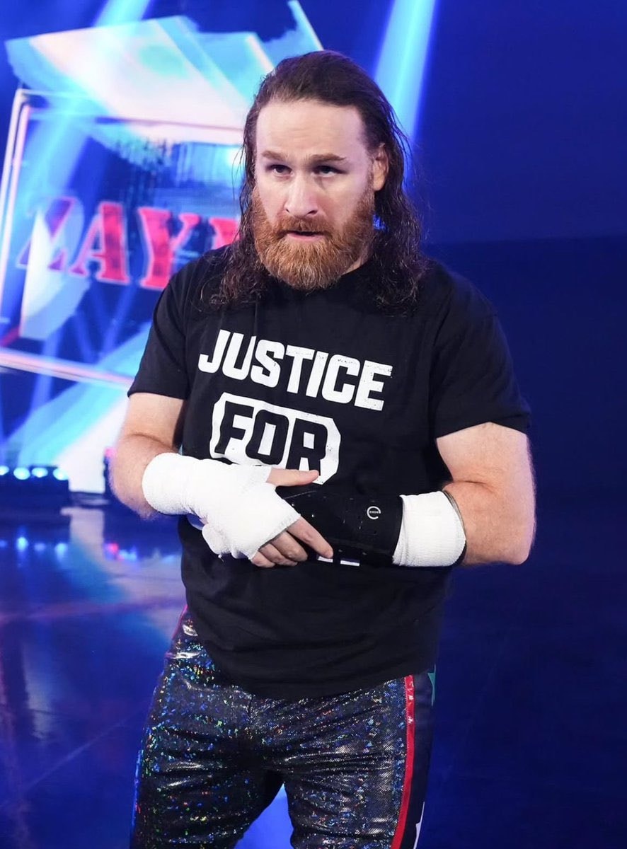 Sami Zayn broken hand injury