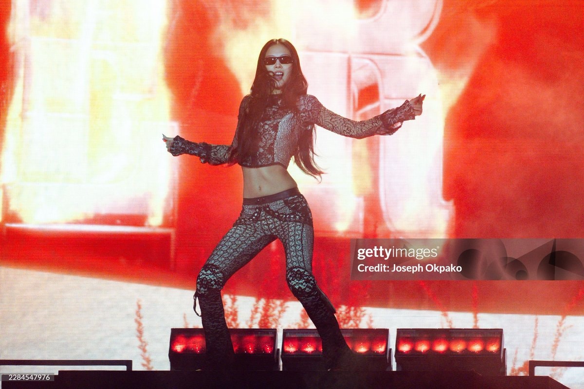 JENNIE Roskilde Festival headline (photo 3 of 3)