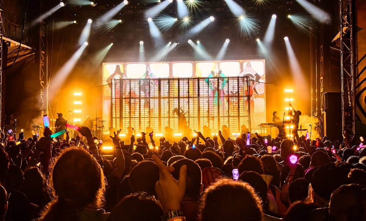 Ado Lollapalooza debut (photo 1 of 2)