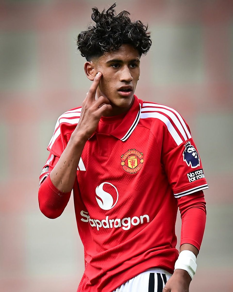 JJ Gabriel Manchester United transfer request