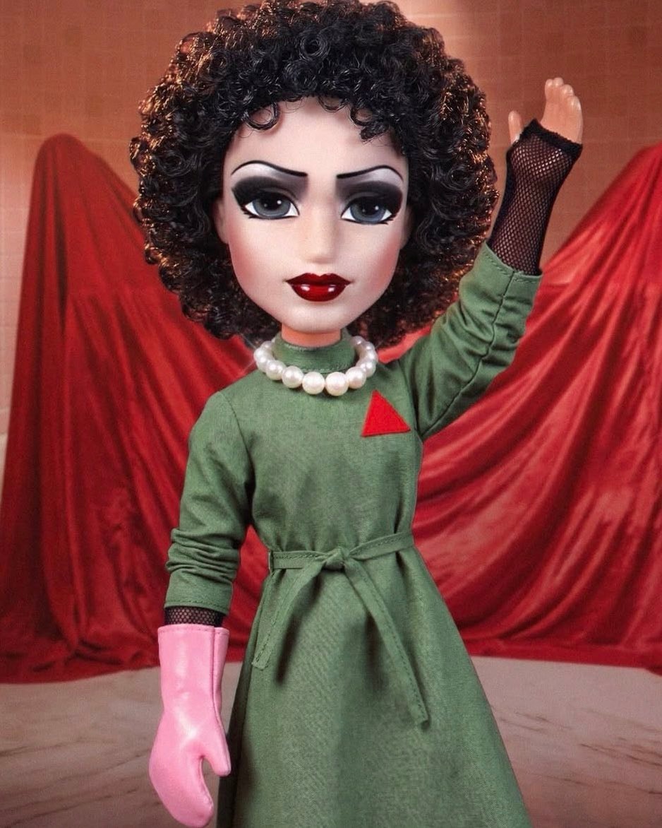Bratz Rocky Horror recreation (photo 2 of 2)