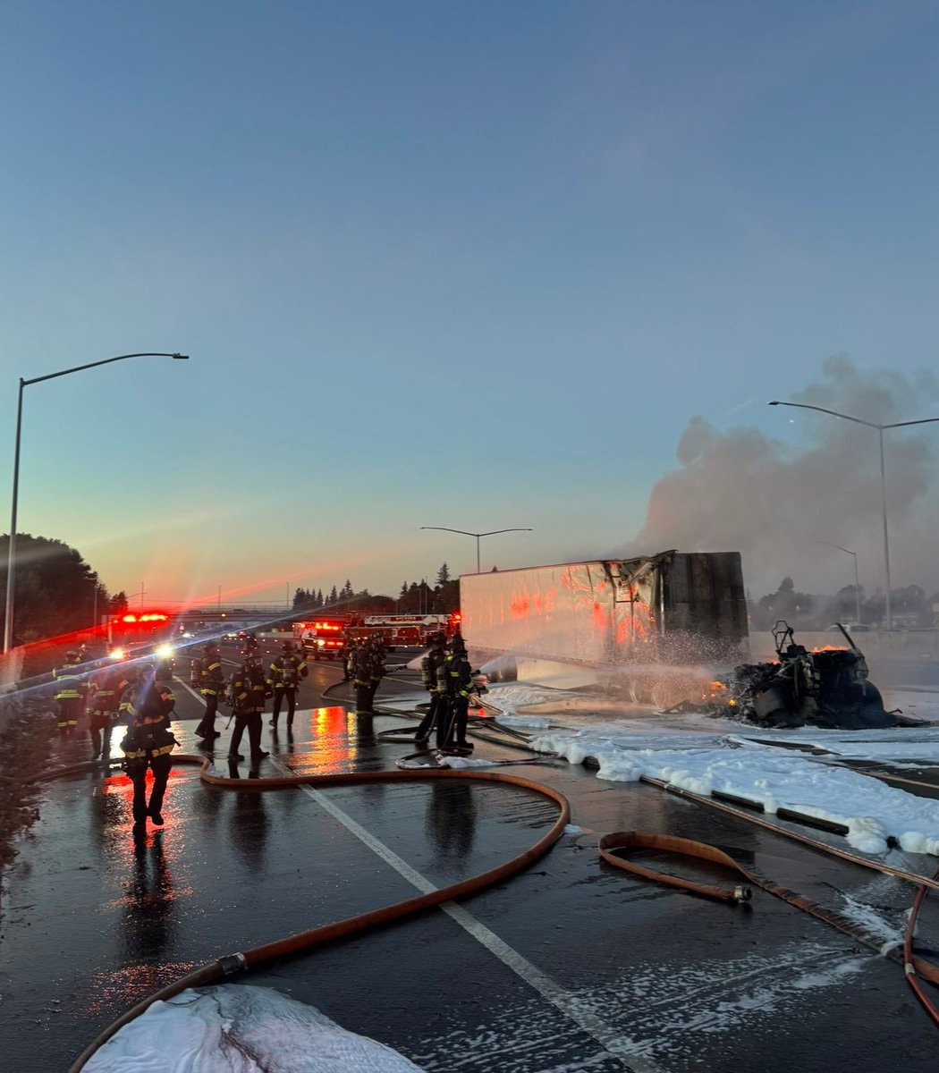 Tesla semi-truck fire closes highway (photo 2 of 2) Tesla semi-truck fire closes highway (photo 2 of 2)