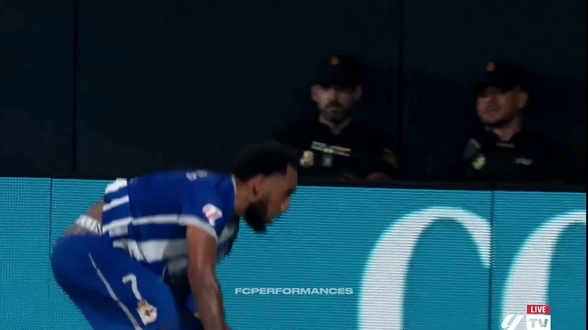 Aubameyang goal and 2 assists vs Villareal