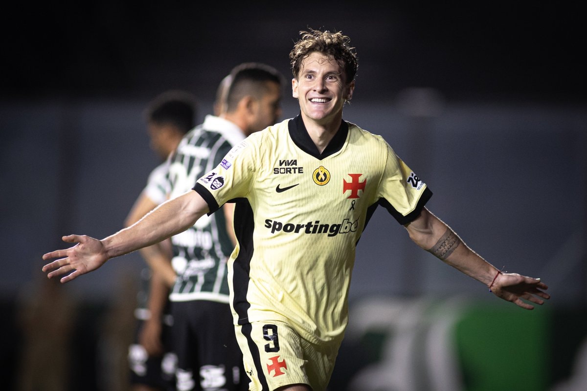 Facundo Colidio celebrating for Vasco Facundo Colidio celebrating for Vasco