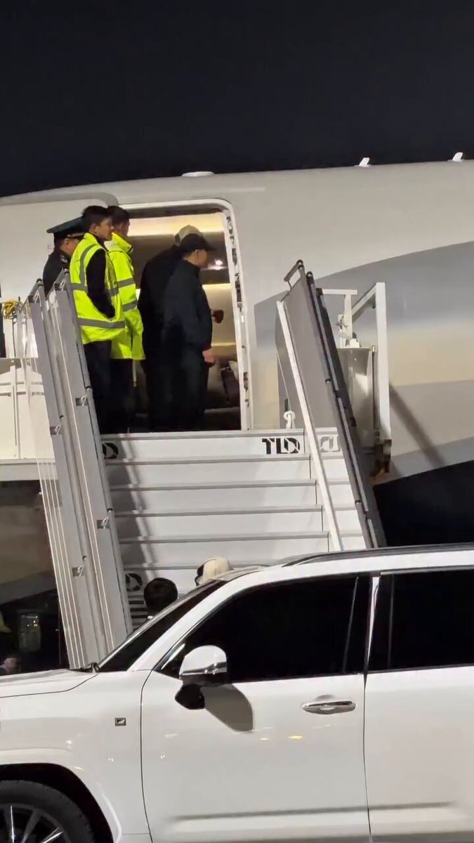 Shakira arrives in Kyrgyzstan