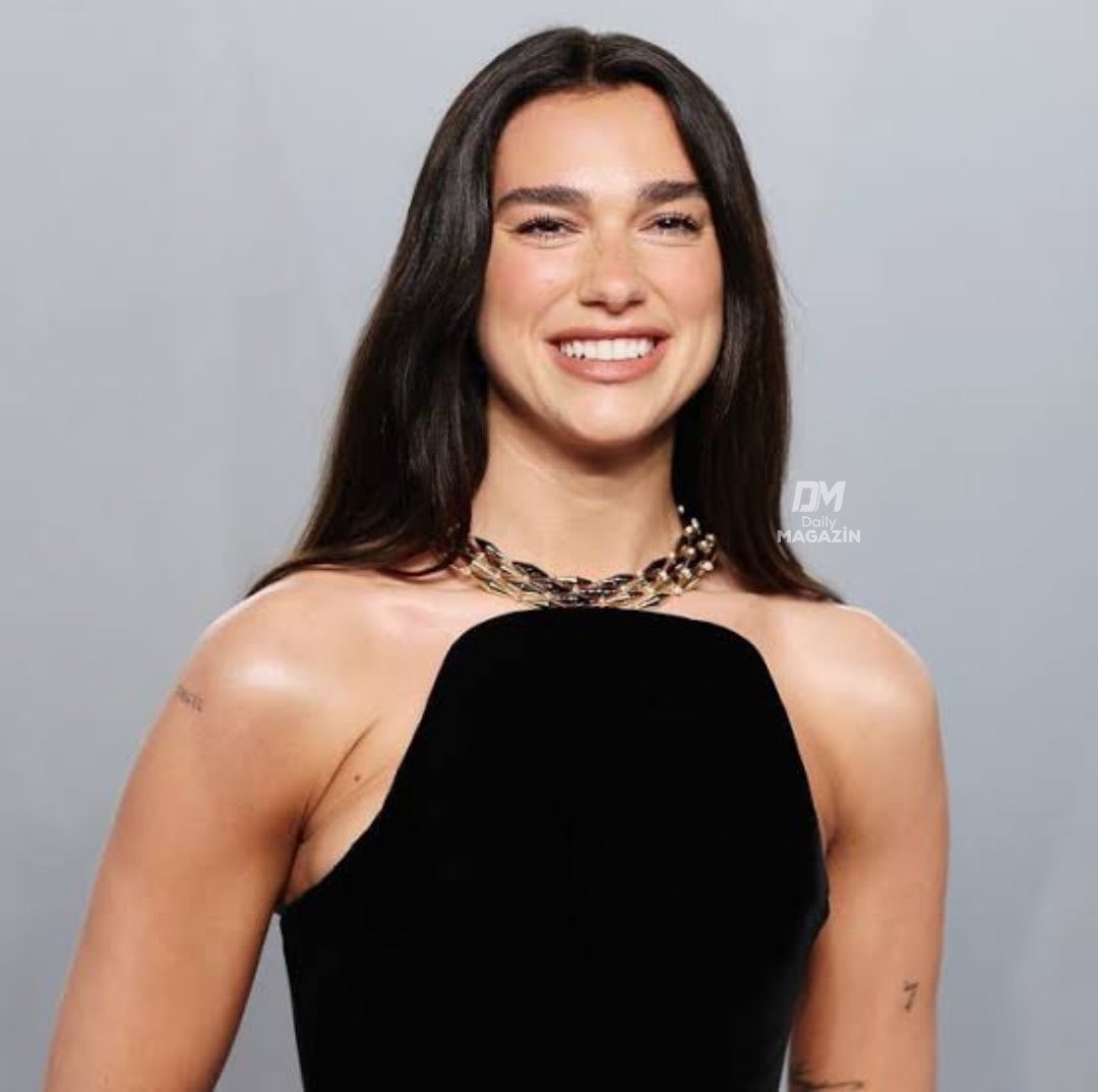 Dua Lipa stage performance edit (photo 2 of 2)