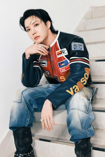 J-Hope Complex Magazine style ranking (photo 2 of 2)