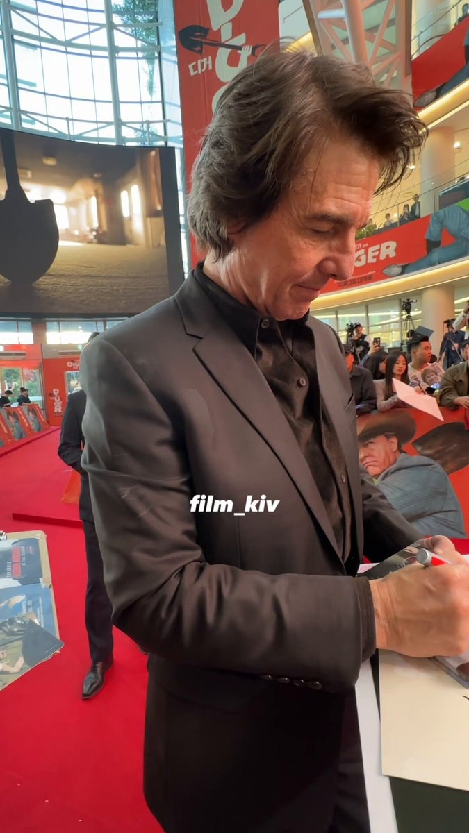 Tom Cruise fansite joke Tom Cruise fansite joke