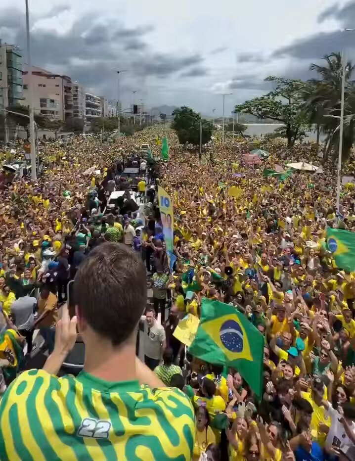 Flavio Bolsonaro Brazil rally
