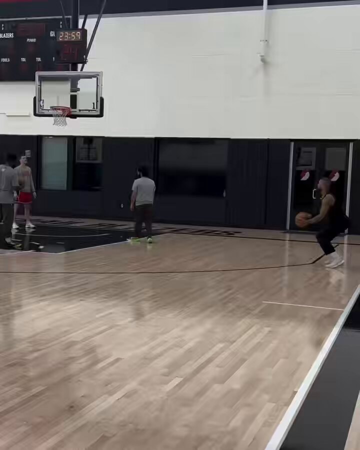 Dame Lillard practice shooting 1,100 makes