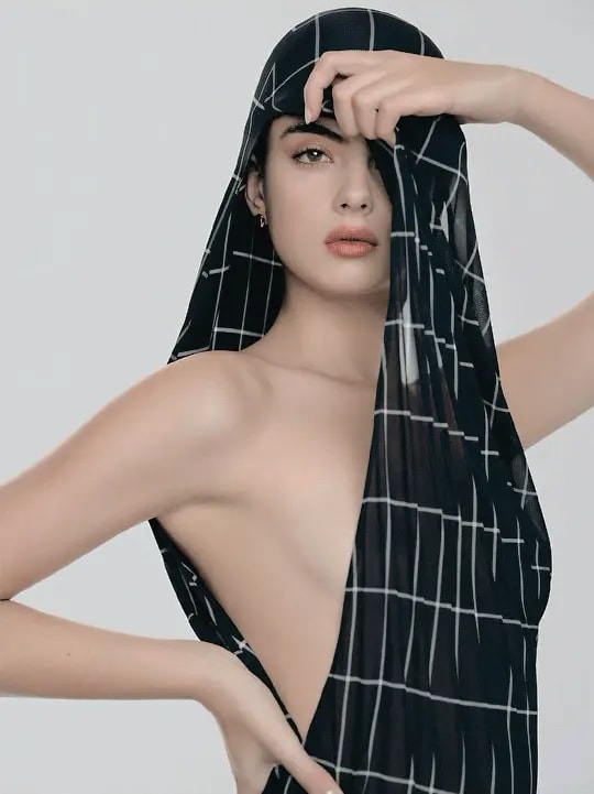 Deva Cassel Frankfurter Allgemeine Magazine 2026