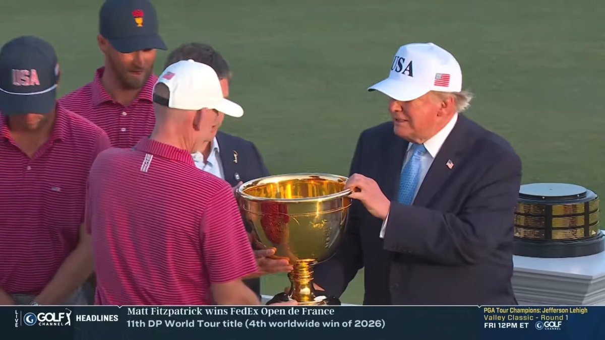 President Trump presents trophy at President's Cup