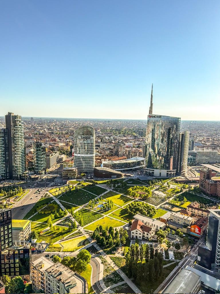 Milan Italy cityscape (photo 3 of 3)