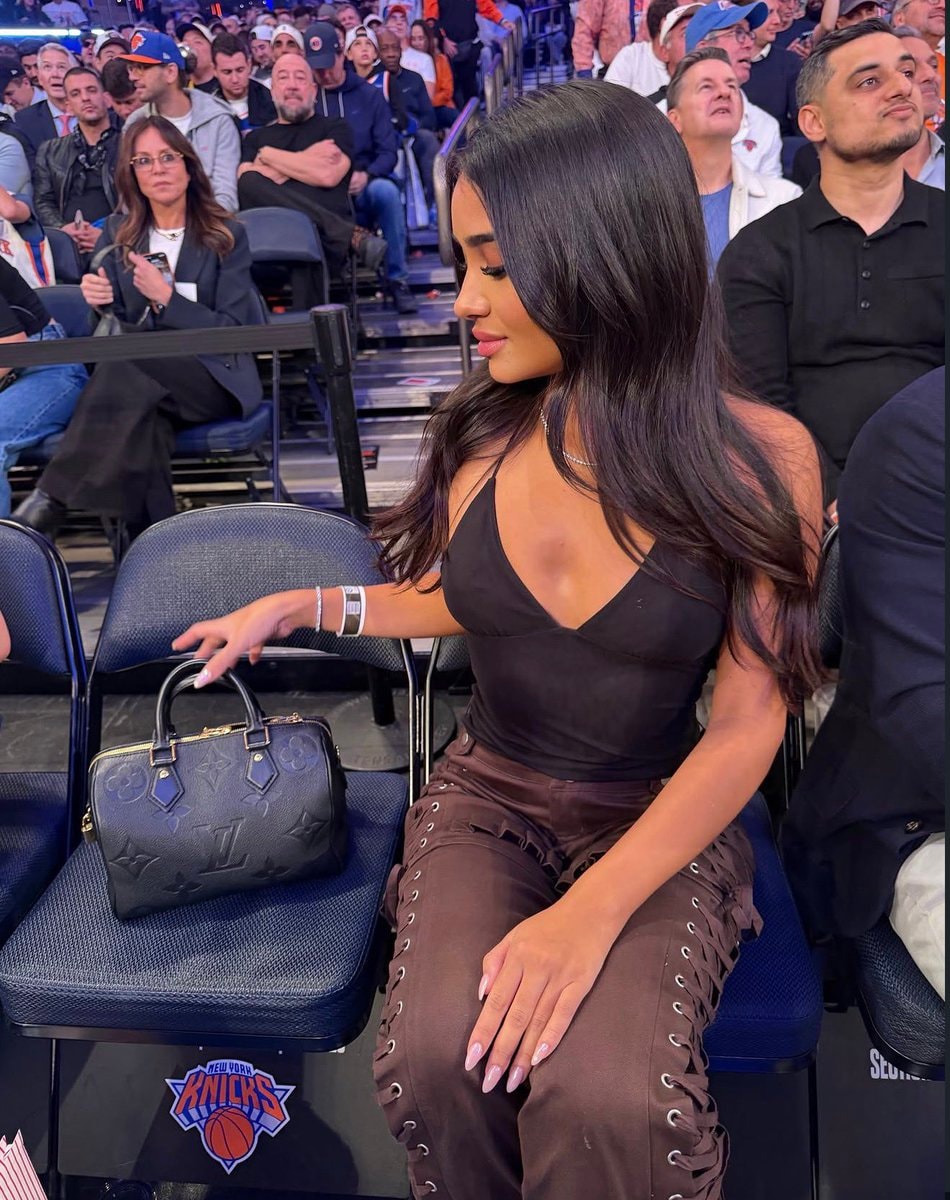 Jasmine and Akademiks at MSG (photo 2 of 3)