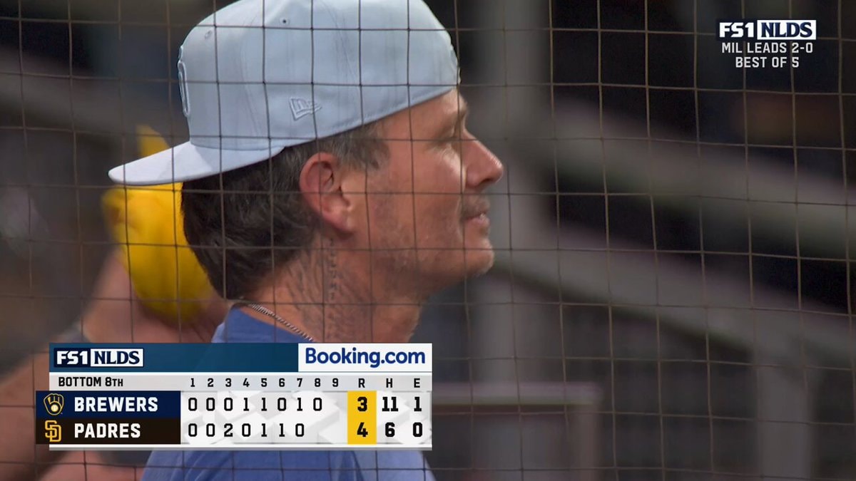 Tom DeLonge emotional at Padres game