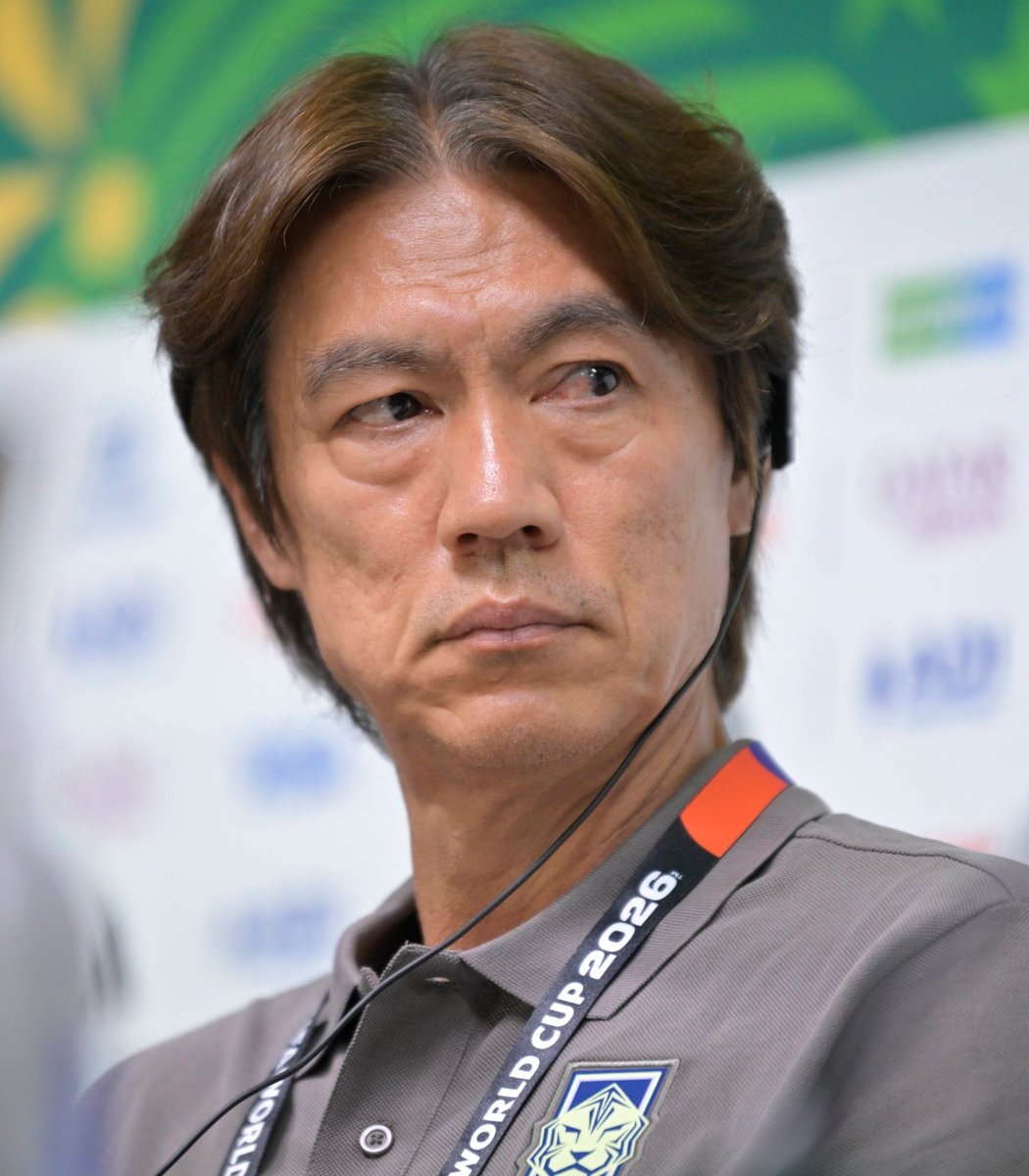 Hong Myung-bo World Cup 2026 backlash (photo 1 of 2)
