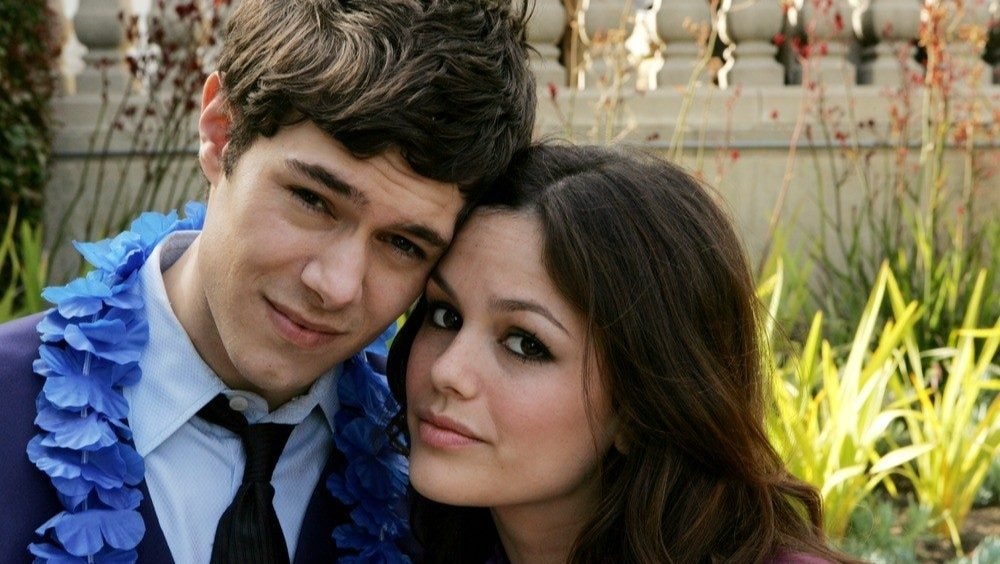 The OC 20th anniversary Hulu (photo 2 of 4)