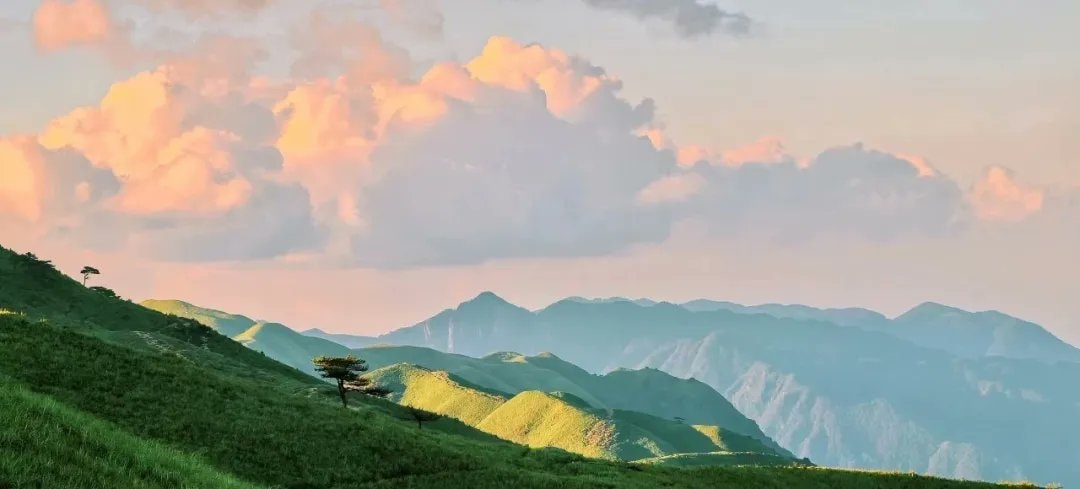 Wugong Mountain Jiangxi (photo 2 of 3)