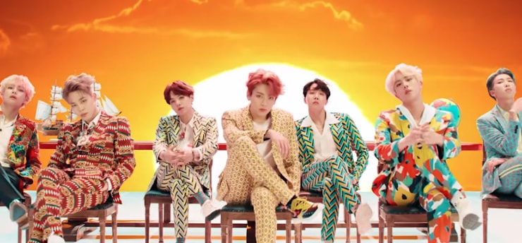 BTS Idol 8 years (photo 1 of 4)