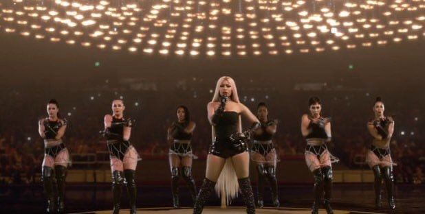 Katy Perry Swish Swish Nicki Minaj (photo 3 of 4)