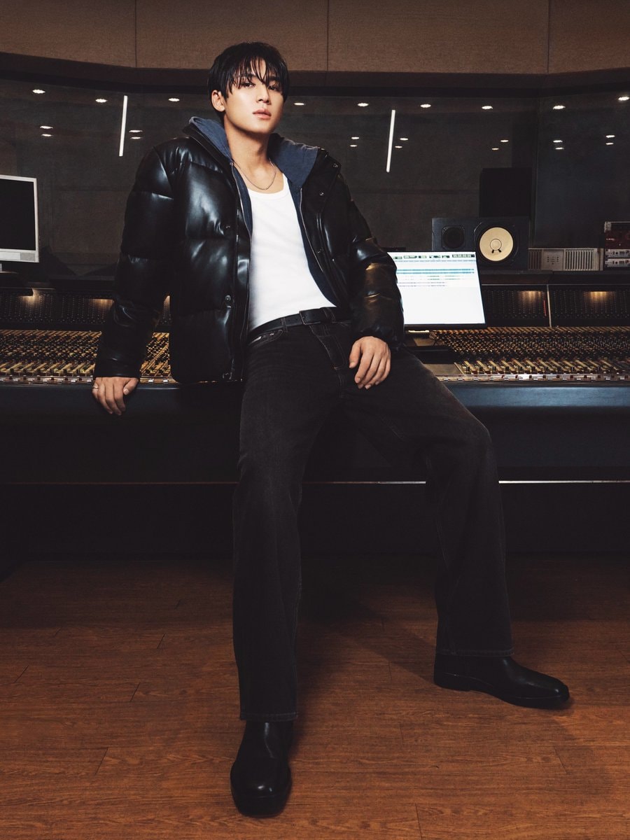 MINGYU Calvin Klein (photo 3 of 4)