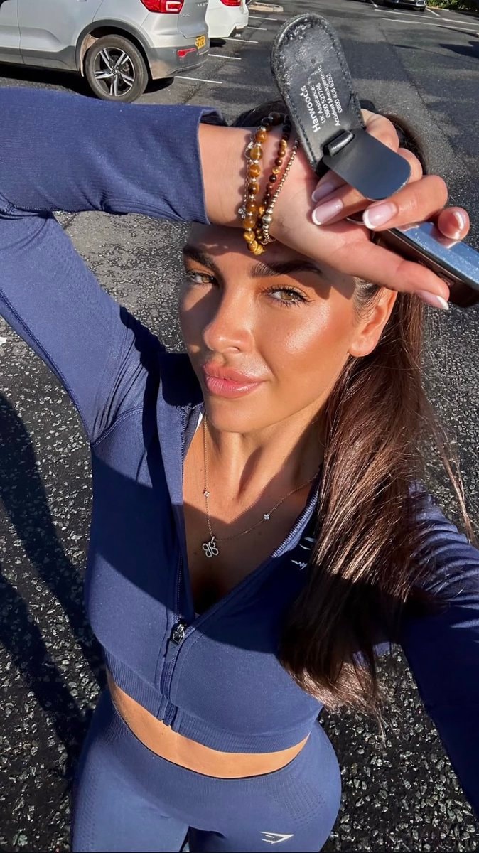 Gemma Owen gym selfie Gemma Owen gym selfie