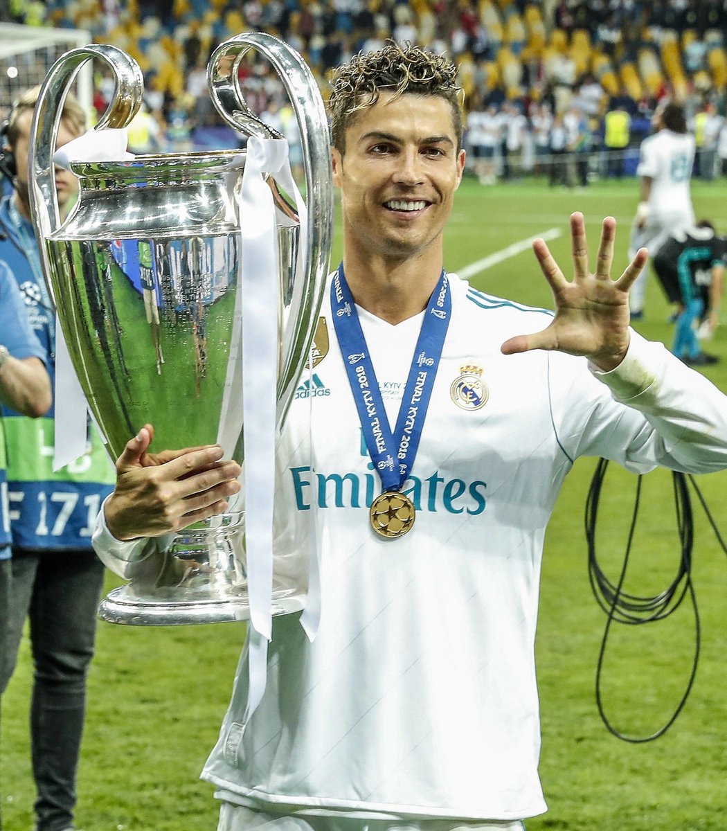 Cristiano Ronaldo retirement announcement (photo 2 of 2)