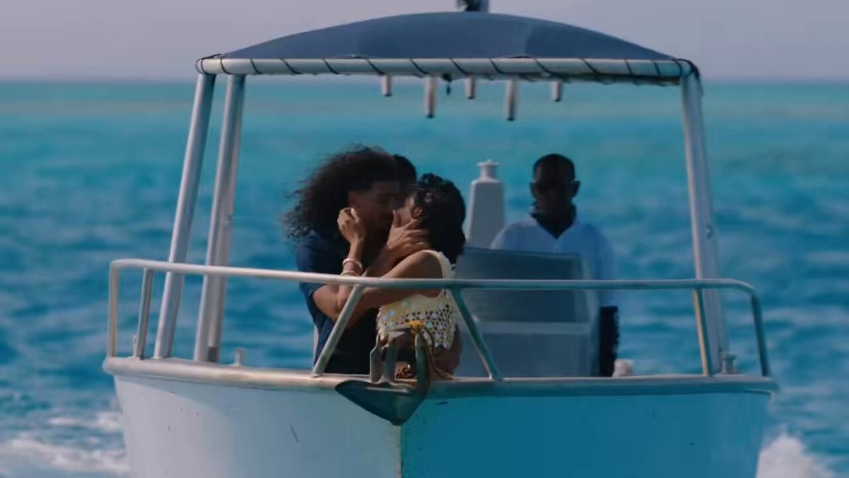 Love Island USA final date boat kiss