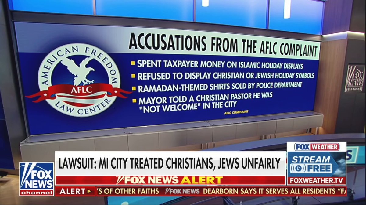 Dearborn lawsuit Islamic displays