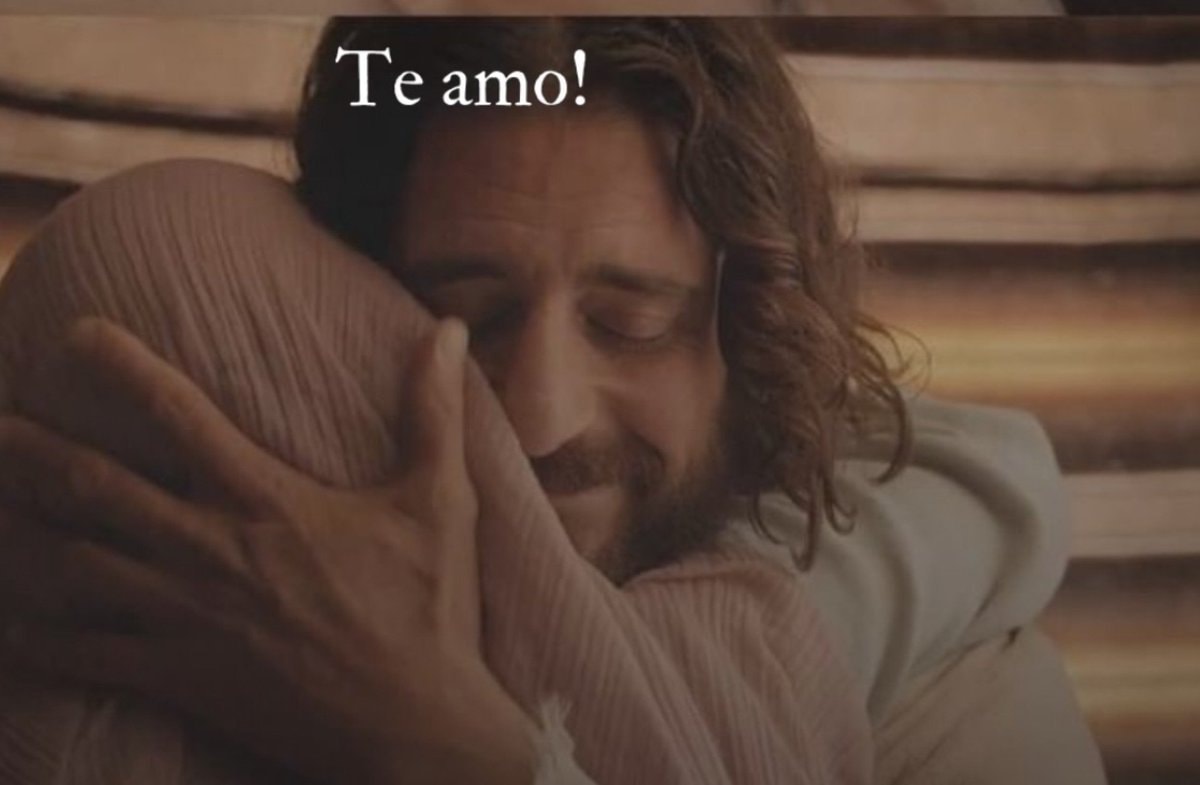 Feliz dia dos Pais embrace (photo 2 of 2)