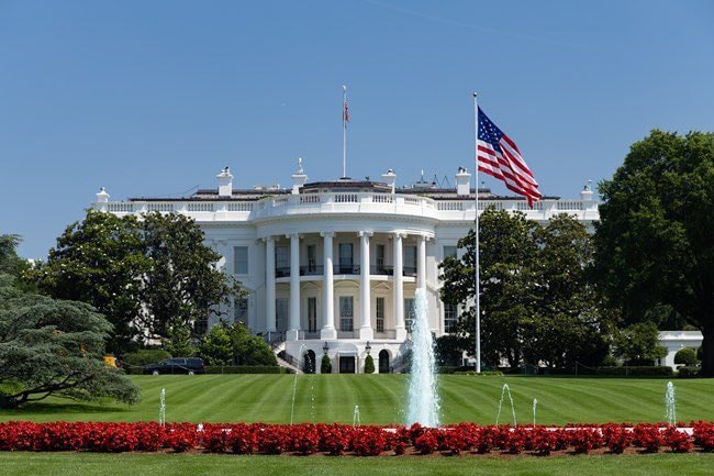 FBI arrests 5 over White House UFC attack plot 🔴 (photo 2 of 2)