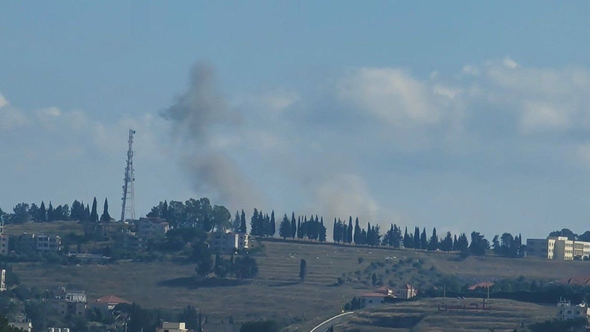 Israeli airstrikes southern Lebanon (photo 3 of 4)