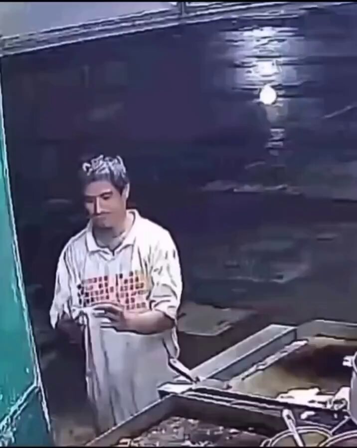 Ecuador taco vendor gives meal and hug Ecuador taco vendor gives meal and hug