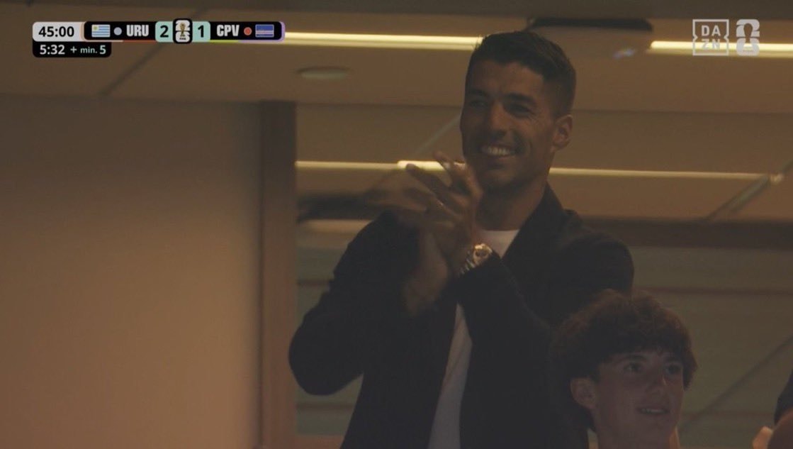 Luis Suárez Uruguay goals (photo 2 of 2)