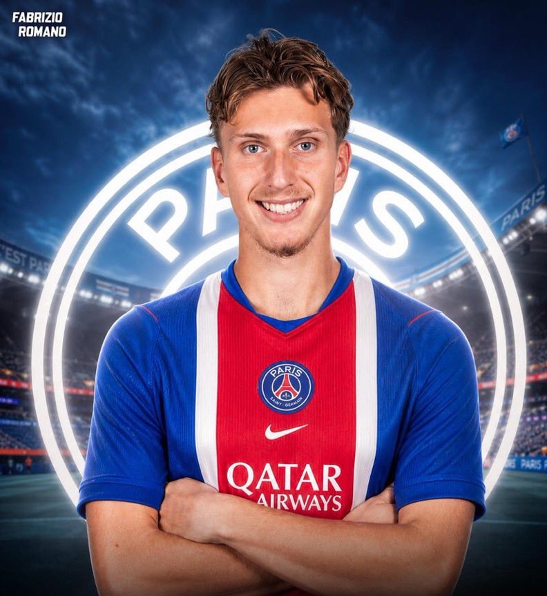 Mika Godts joins PSG